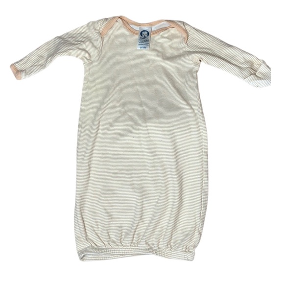 0-6 BABY UNISEX SLEEPER GOWNS!! - Picture 2 of 13